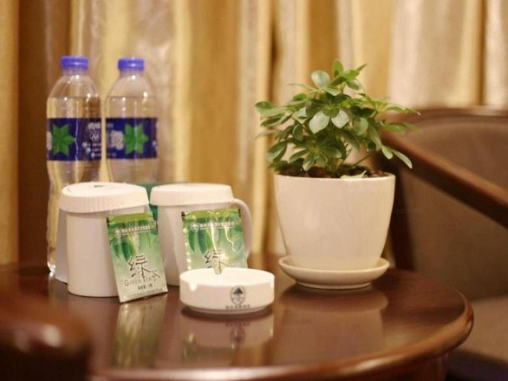 Greentree Inn Suzhou Industrial Zone Yangcheng Lake Weiting Mong Kok Express Hotel Exterior foto